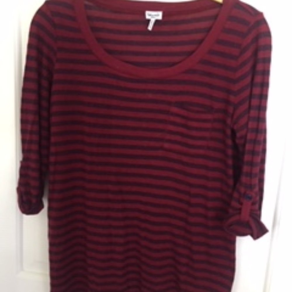 Woman's tee shirt